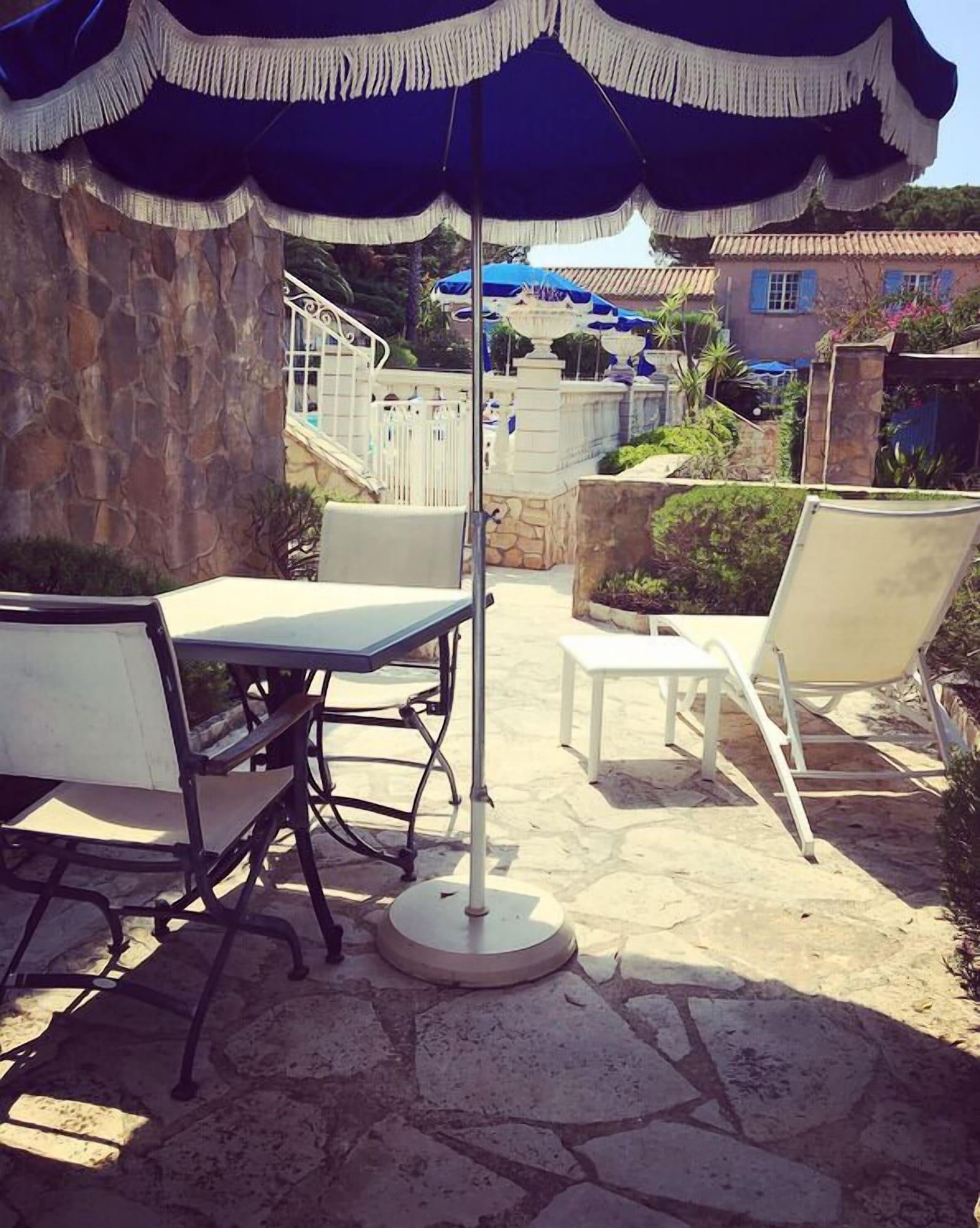 Hotel Jas Neuf Sainte-Maxime Exterior photo