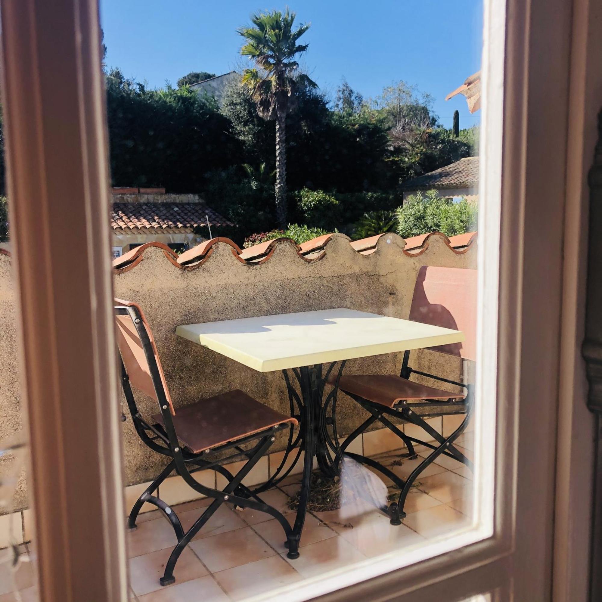Hotel Jas Neuf Sainte-Maxime Room photo